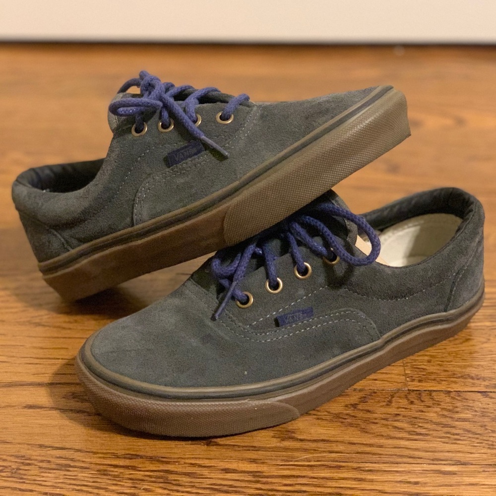 Blue Grey Suede Gum Classic Vans